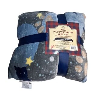 NWT ANA Pillow & Throw Gift Set‎ Blue Gray Moon Star Space Flannel Fleece 50x60